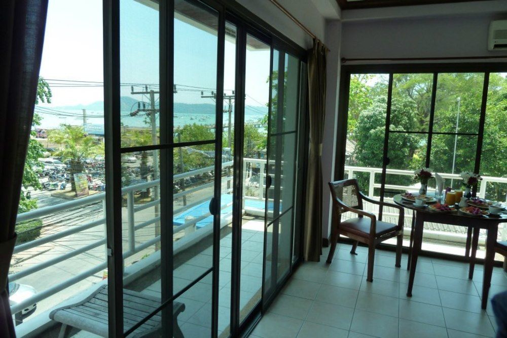Supergreen Hotel Chalong Exterior foto